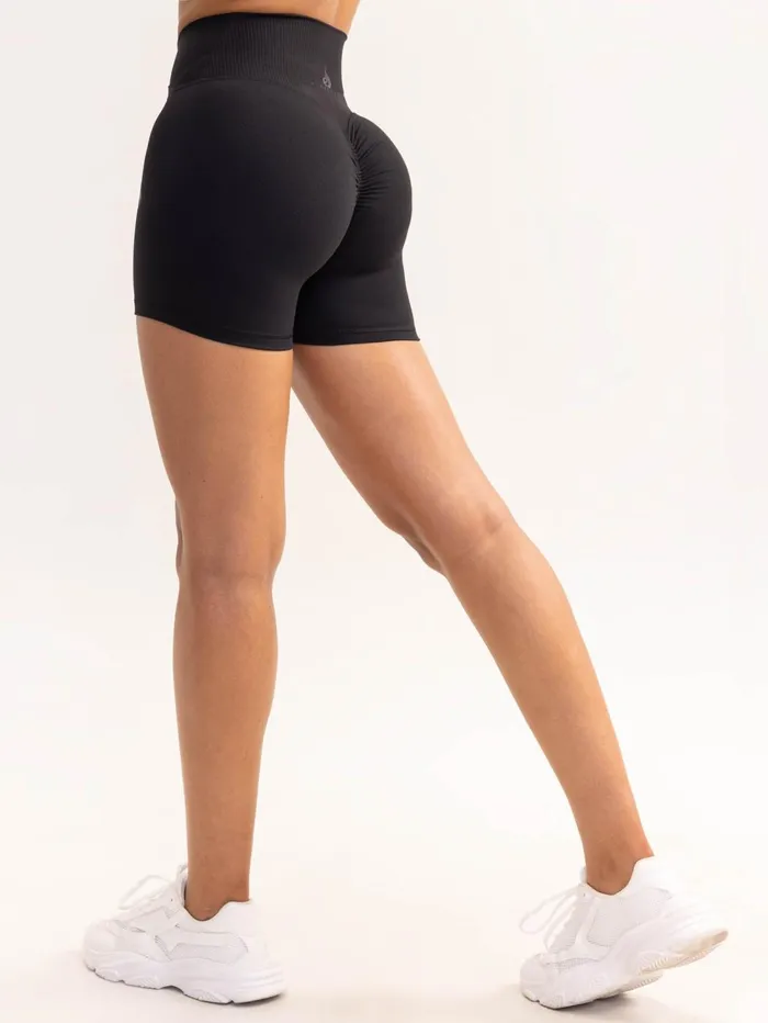 Activate Cross Over Scrunch Shorts 8211 Black Women Ryderwear Gym Shorts