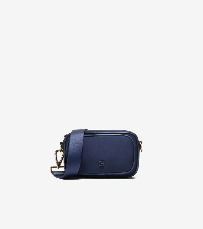 Bags and Backpacks Women Cole Haan Neoprene Transit Bag Evening Blue
