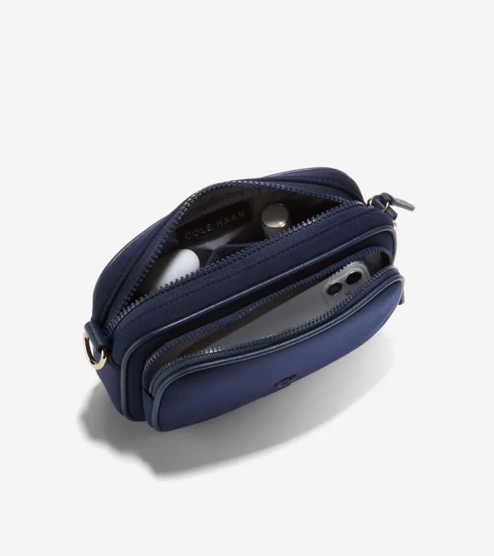 Bags and Backpacks Women Cole Haan Neoprene Transit Bag Evening Blue