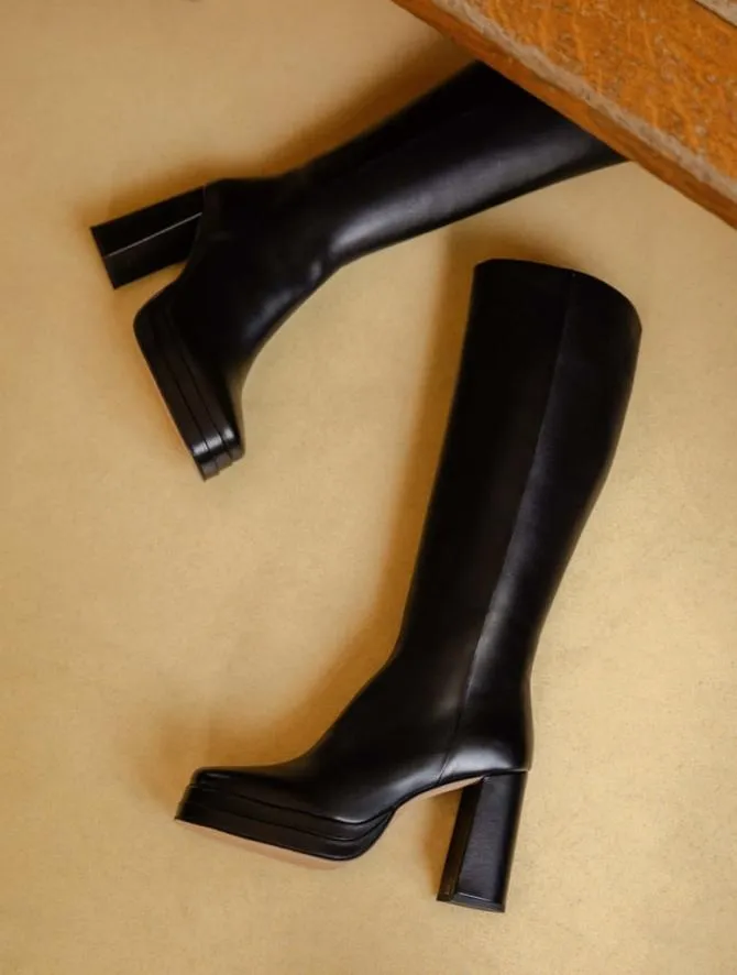 Bobbies Platforms and Clogs Women Millie Passion Black