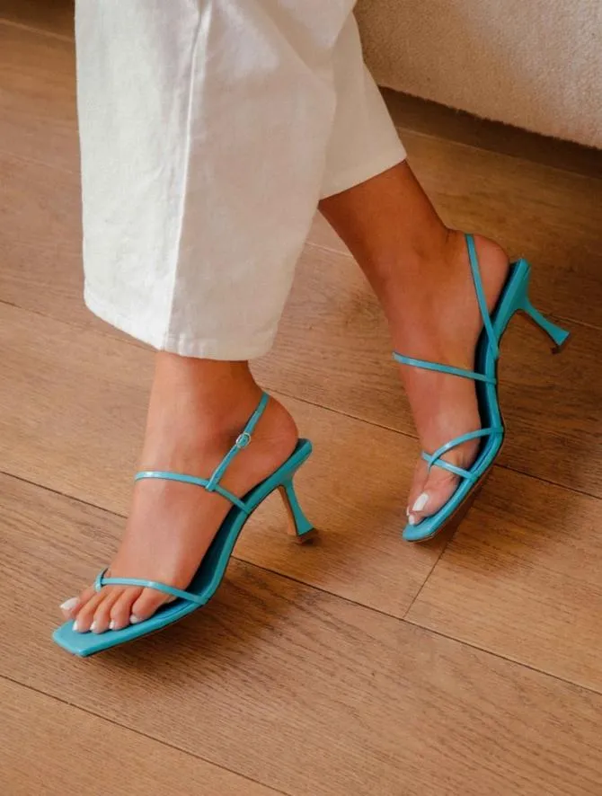 Bobbies Sandals and Mules Women Cindy Swimming Pool