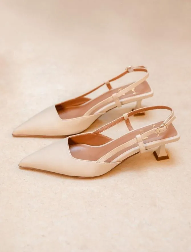 Bobbies Sandals and Mules Women Liv Beige