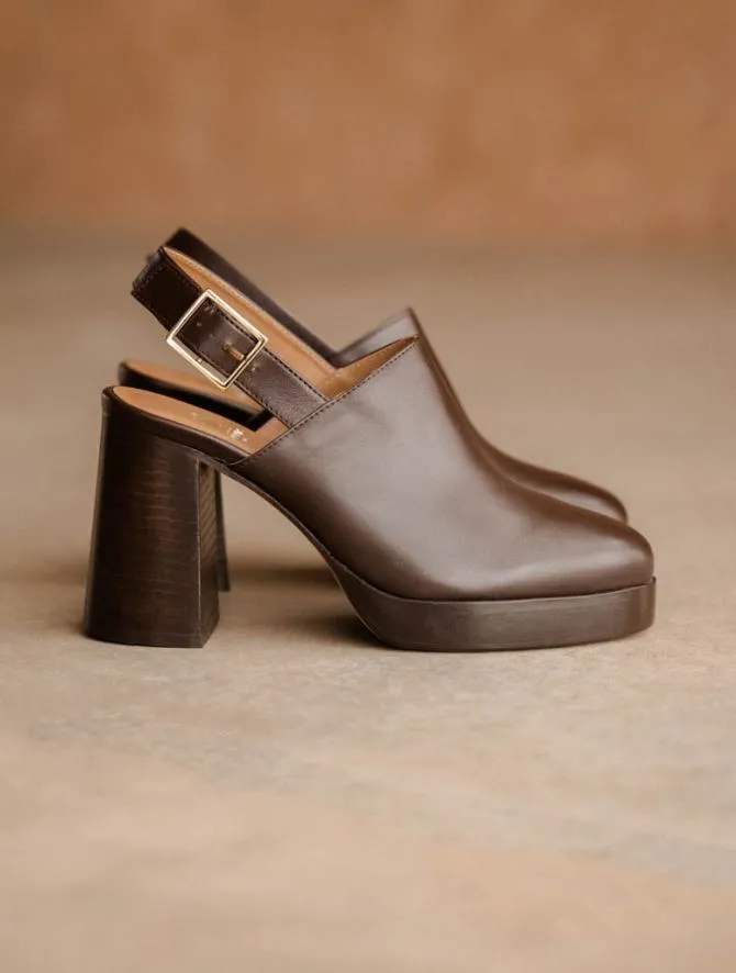 Bobbies Sandals and Mules Women Savannah Ristretto