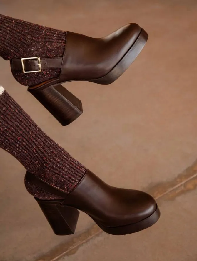 Bobbies Sandals and Mules Women Savannah Ristretto