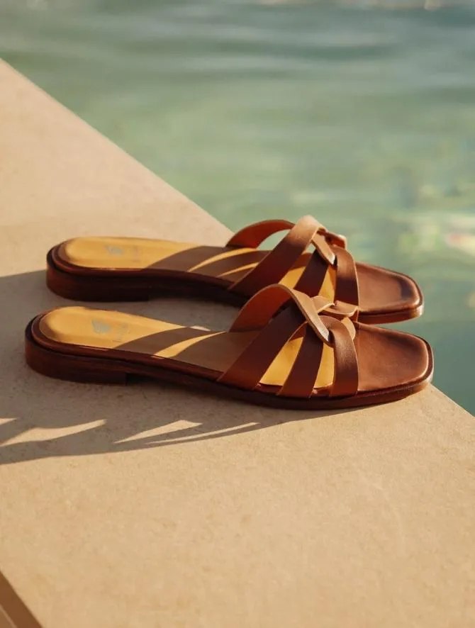 Bobbies Sandals and Mules Women Thas Camel