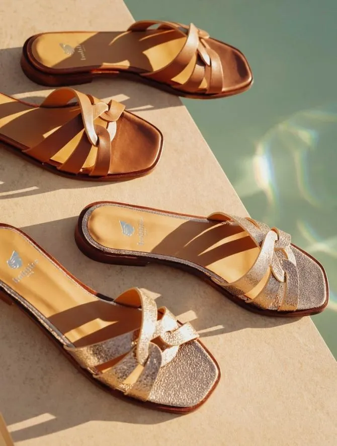 Bobbies Sandals and Mules Women Thas Camel