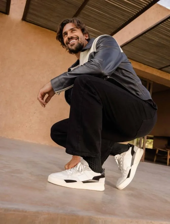 Bobbies Sneakers Men Malibu Off White and Black