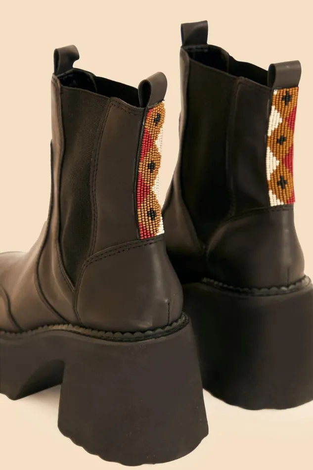 Boots and Sneakers Women FARM Rio Black Block Heel Chelsea Boot Boots and Sneakers Women FARM Rio Black Block Heel Chelsea Boot