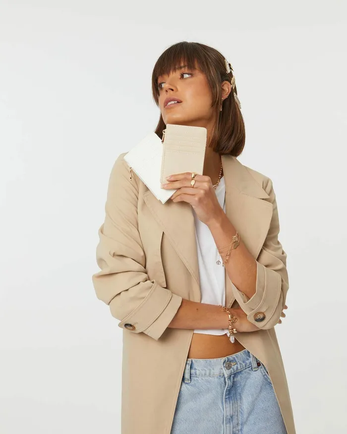 Colette By Colette Hayman Ivory Card Holder Accessories Card Holders