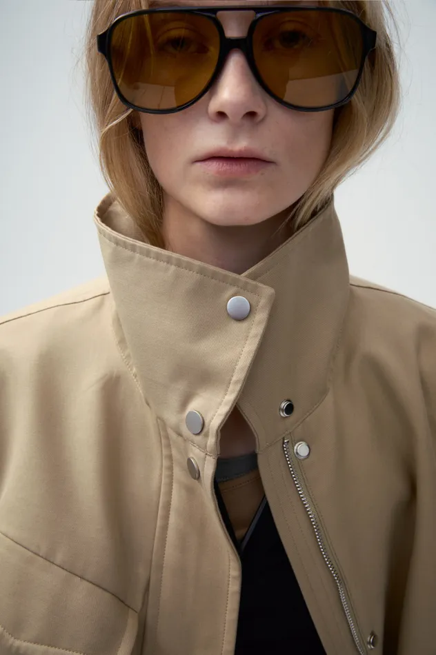 Front Row Shop Tops Women Safari Jacket With Flap Patch Pockets