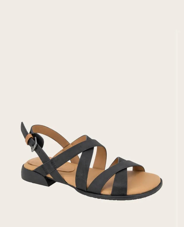 GENTLE SOULS Helen Sandal Black Women Kenneth Cole Sandals and Wedges