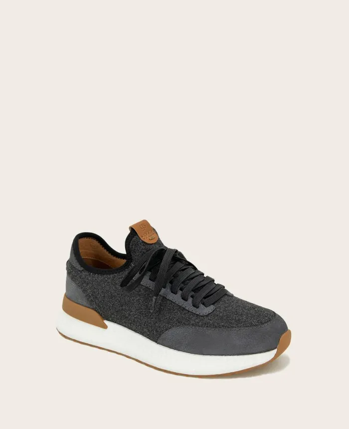 GENTLE SOULS Laurence Stretch Lightweight Jogger Dark Grey Men Kenneth Cole Sneakers