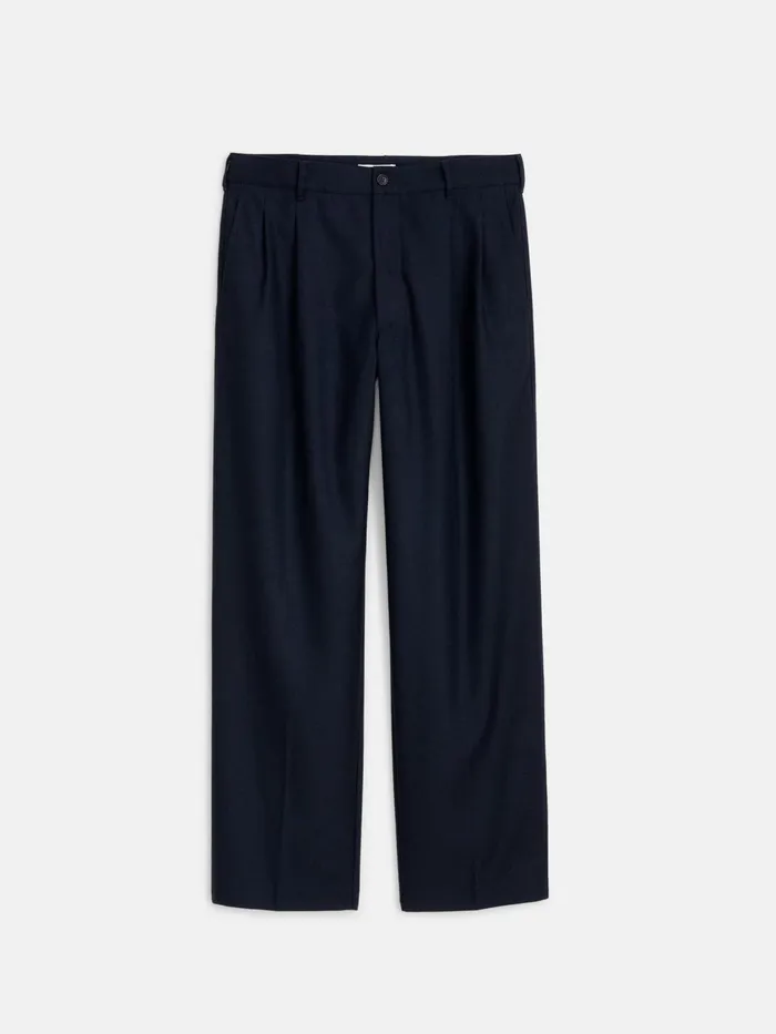 Henry Pleated Trouser In Wool Flannel Navy Men Alex Mill Suiting Blazers
