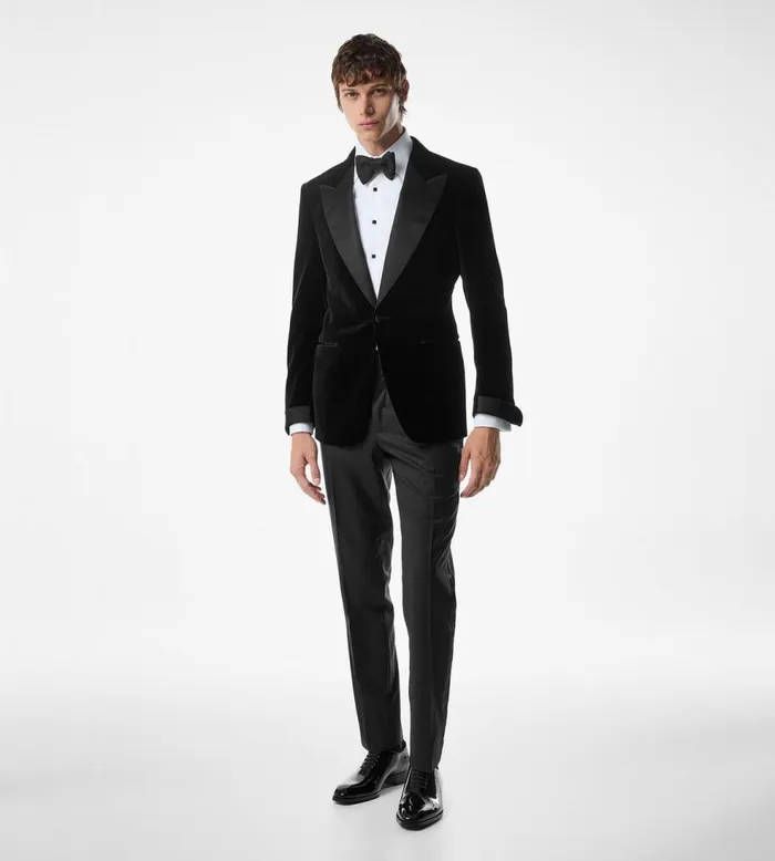 Jackets Men TOM FORD LIGHT VELVET SHELTON COCKTAIL JACKET Black Jackets Men TOM FORD LIGHT VELVET SHELTON COCKTAIL JACKET Black