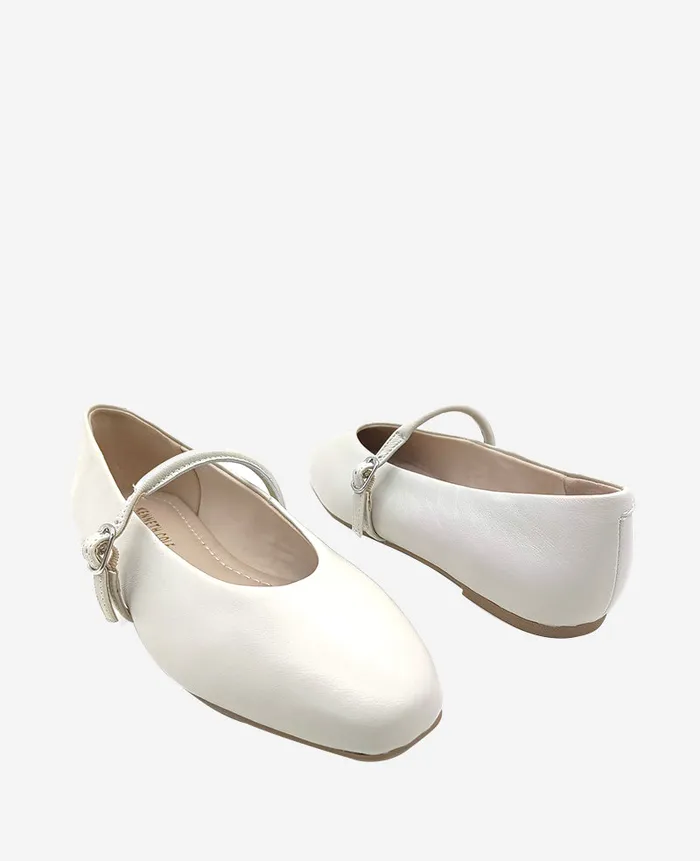 Magnolia Leather Ballet Flat Ecru Leather Women Kenneth Cole Flats and Loafers Magnolia Leather Ballet Flat Ecru Leather Women Kenneth Cole Flats and Loafers