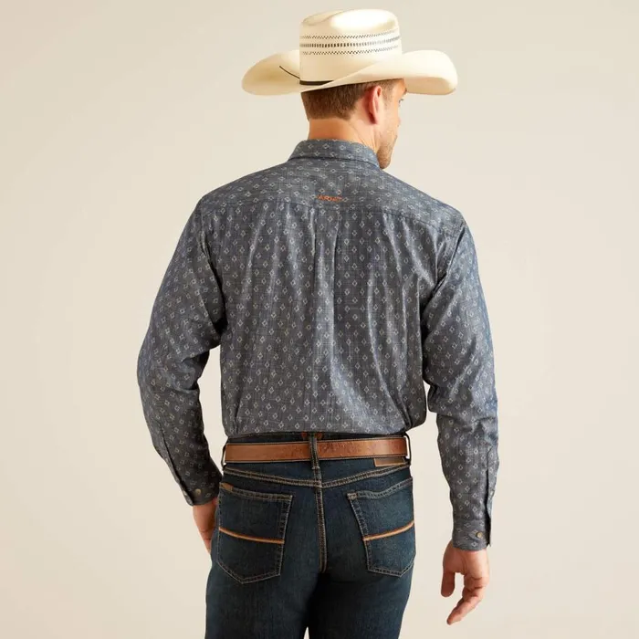 Men Dillon Classic Fit Shirt Chambray Blue Ariat Button Down Shirts Men Dillon Classic Fit Shirt Chambray Blue Ariat Button Down Shirts