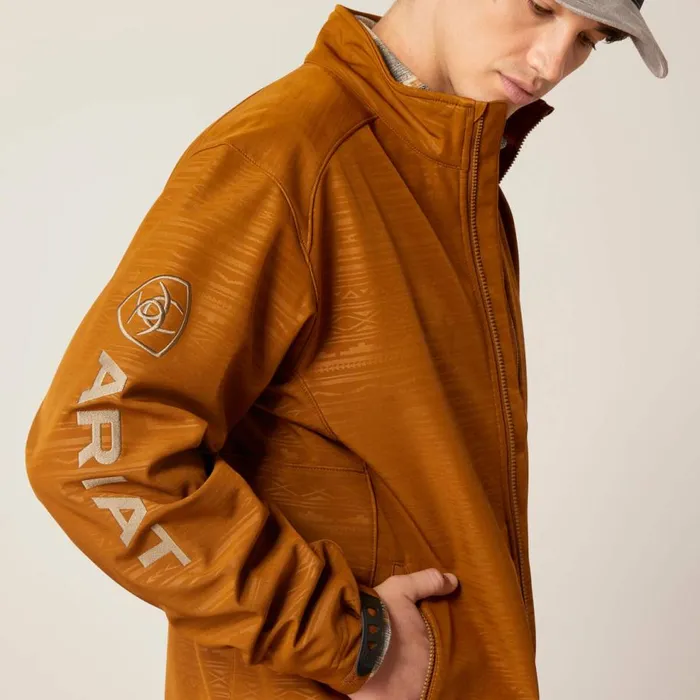 Men Logo 20 Softshell Jacket Chestnut Embossed Ariat Jackets and Vests Men Logo 20 Softshell Jacket Chestnut Embossed Ariat Jackets and Vests