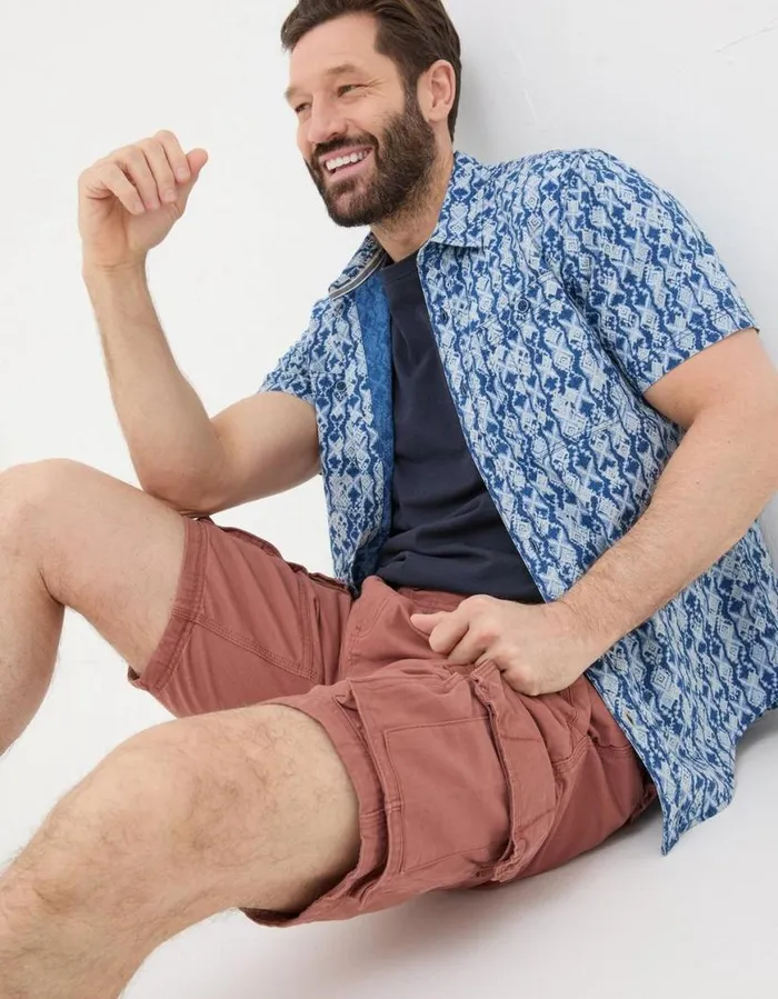 Men Shorts FatFace Breakyard Organic Cotton Cargo Shorts Washed Red