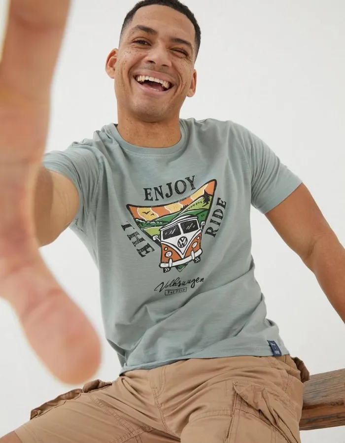 Men TShirts FatFace VW Enjoy The Ride TShirt Sage Green
