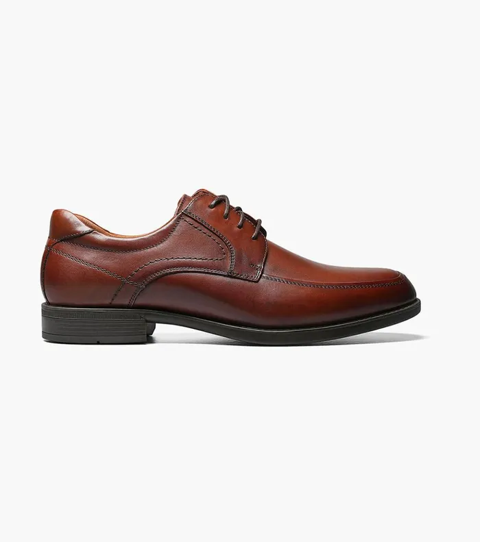 Midtown Moc Toe Oxford Cognac Men Florsheim Dress Shoes