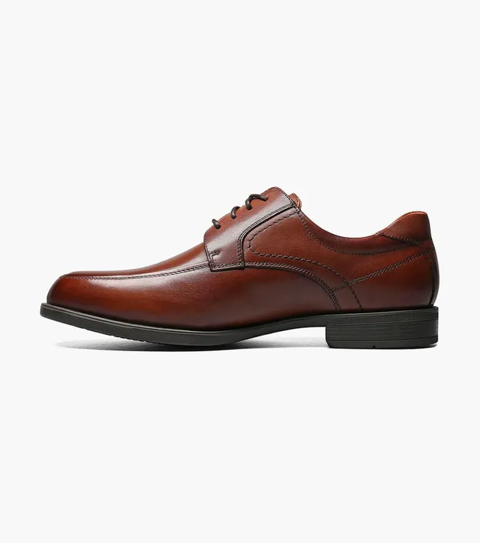 Midtown Moc Toe Oxford Cognac Men Florsheim Dress Shoes