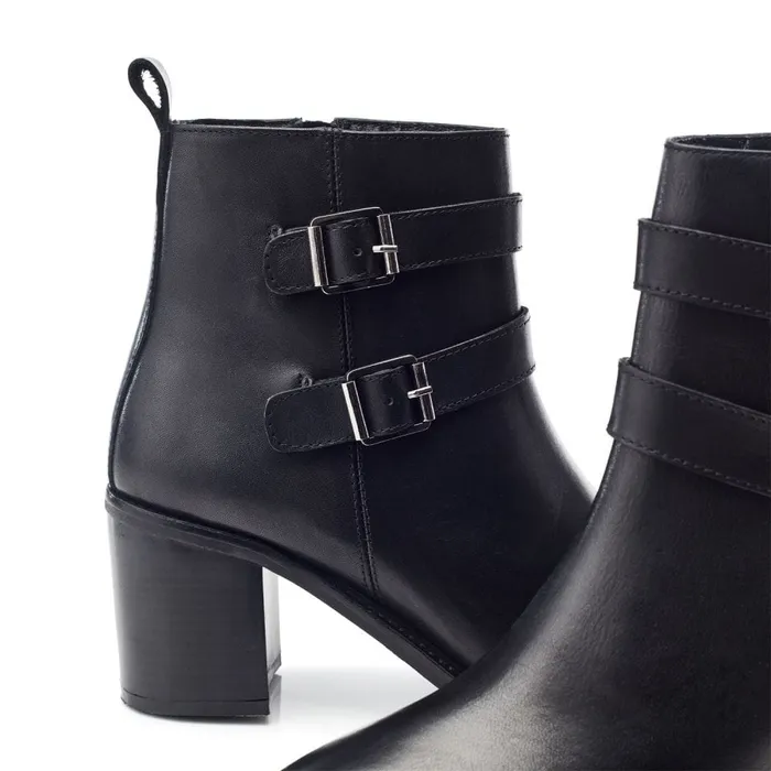 Moda In Pelle Bsoleful BAstoria Black Leather Women Heeled And Wedge Boots