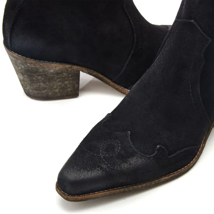 Moda In Pelle Carollina Black Suede Women Heeled And Wedge Boots