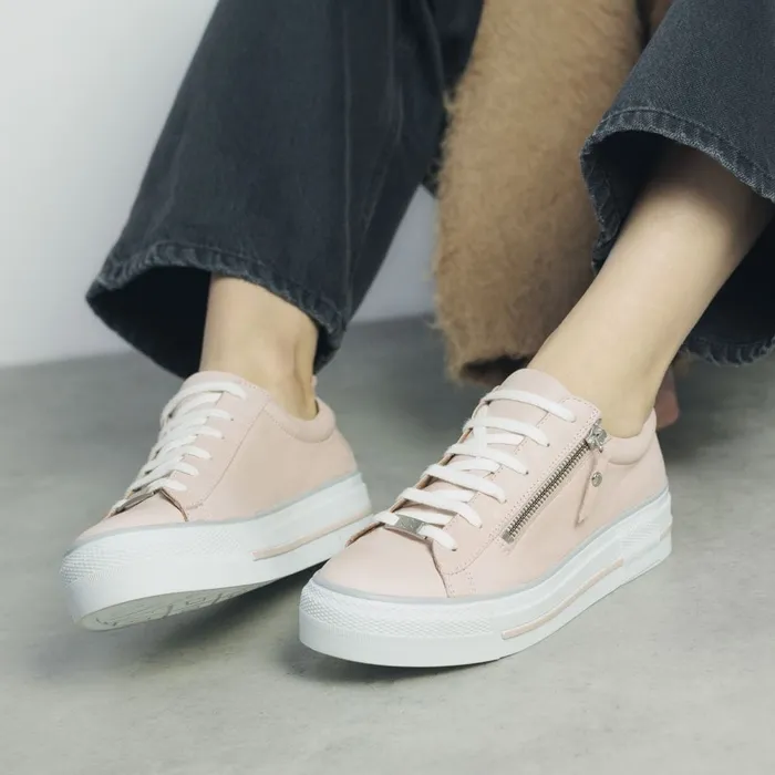 Moda In Pelle Filician Cameo Leather Women Casual Trainers