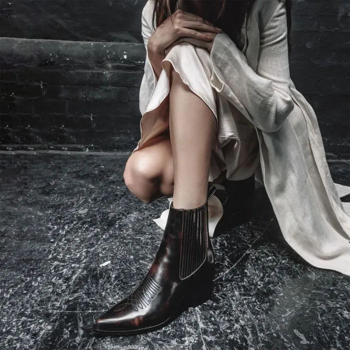 Moda In Pelle Nyrra Dark Brown Porvair Women Chelsea Boots