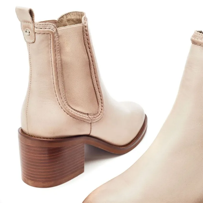 Moda In Pelle Omally Cream Leather Women Chelsea Boots