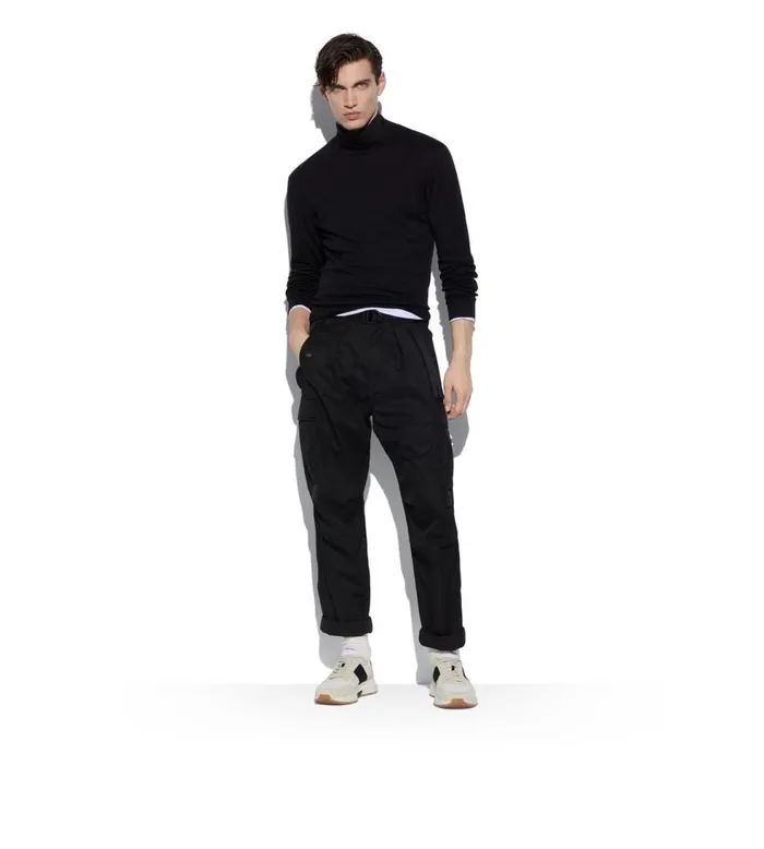 Pants and Shorts Men TOM FORD LIGHTWEIGHT CARGO PANTS Black Pants and Shorts Men TOM FORD LIGHTWEIGHT CARGO PANTS Black