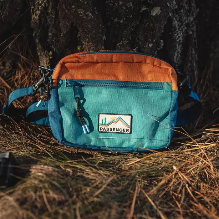 Passenger Backpacks and Bags WomenMen Mainland Recycled Hip Pack Multi Colour Multi Colour Passenger Backpacks and Bags WomenMen Mainland Recycled Hip Pack Multi Colour Multi Colour