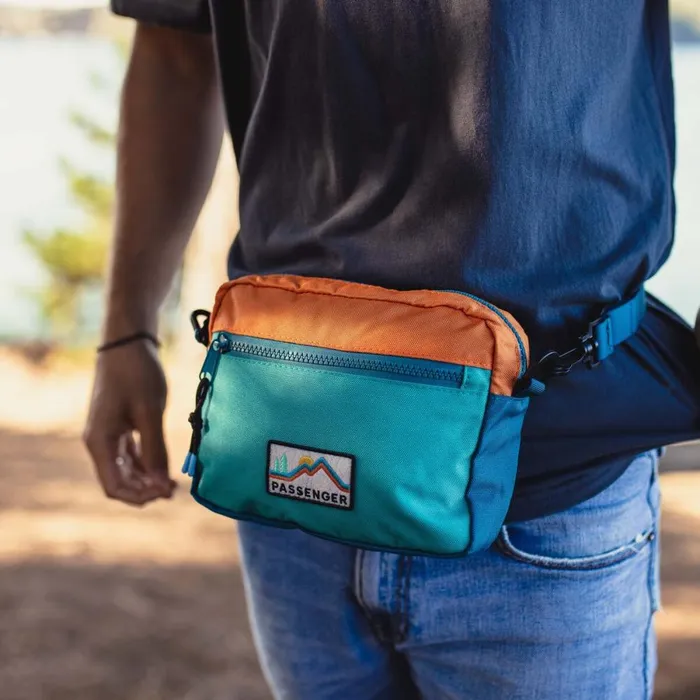Passenger Backpacks and Bags WomenMen Mainland Recycled Hip Pack Multi Colour Multi Colour