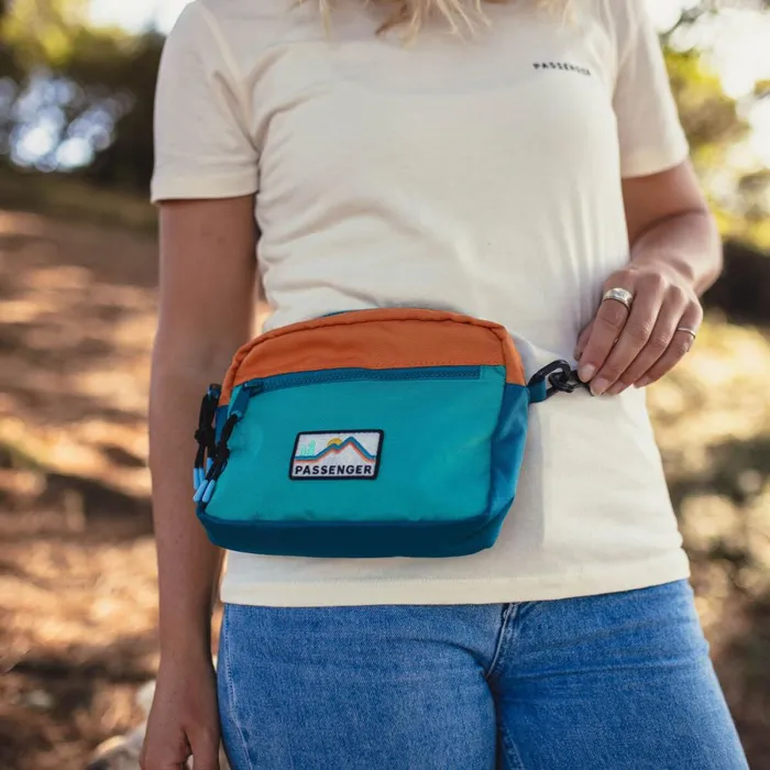 Passenger Backpacks and Bags WomenMen Mainland Recycled Hip Pack Multi Colour Multi Colour