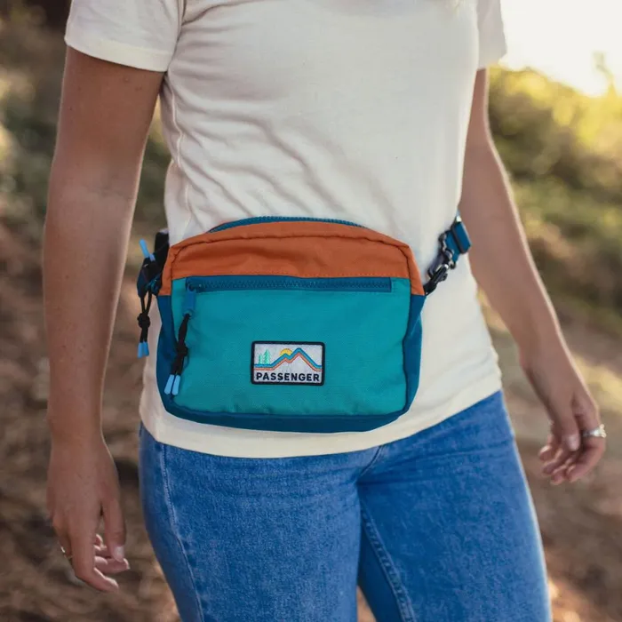 Passenger Backpacks and Bags WomenMen Mainland Recycled Hip Pack Multi Colour Multi Colour
