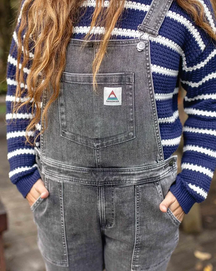 Passenger Bottoms Women Roamist Organic Cotton Dungarees Washed Black Denim Washed Black Denim