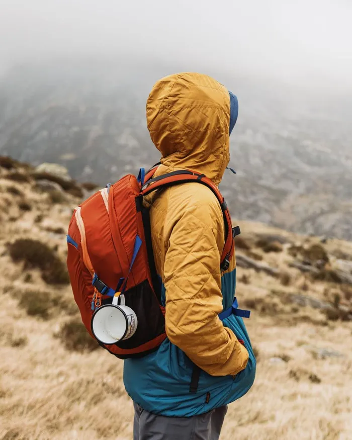 Passenger Jackets Men Base Recycled Thermore Insulated Jacket Dusty Ochre Corsair Blue Dusty Ochre Corsair Blue
