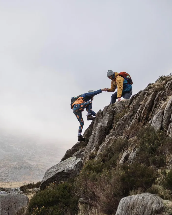 Passenger Jackets Men Base Recycled Thermore Insulated Jacket Dusty Ochre Corsair Blue Dusty Ochre Corsair Blue
