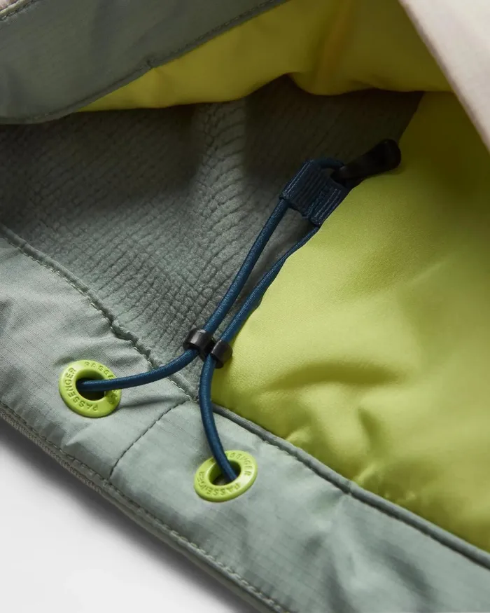 Passenger Jackets Men Daybreak Light Recycled Thermore Insulated Jacket PistachioBlue Steel Pistachioblue Steel