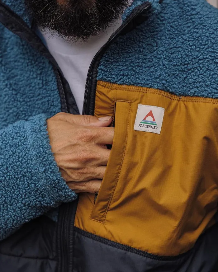 Passenger Tops Men Born Explorer Recycled PolarLined Sherpa Fleece Blue Steel Blue Steel