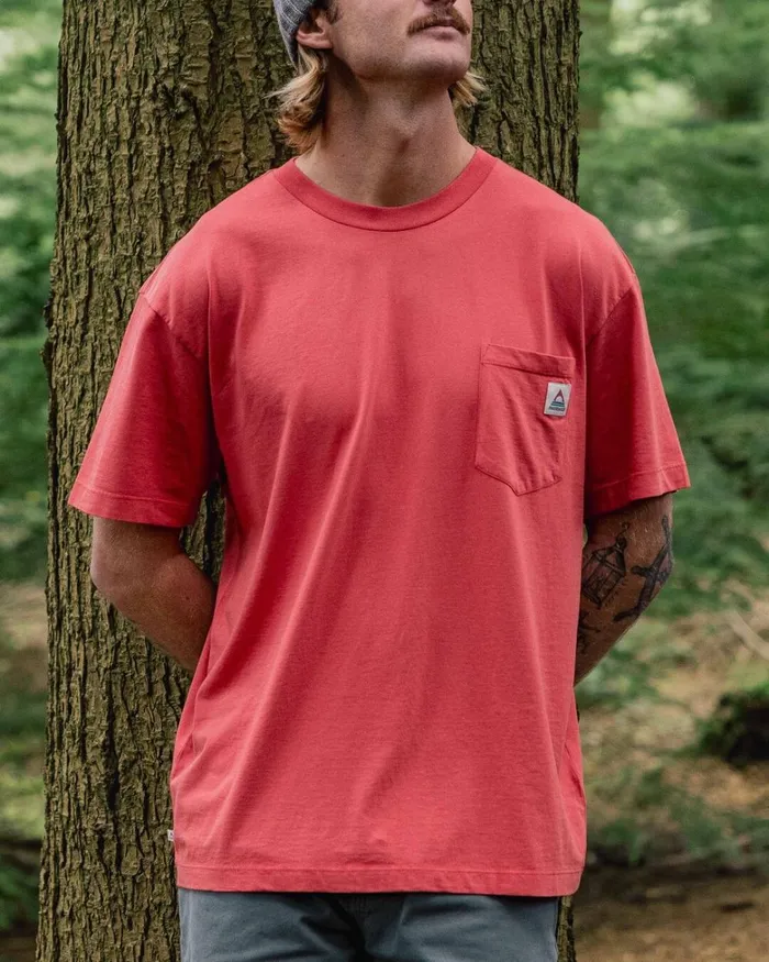 Passenger Tops Men Heritage Recycled Relaxed Fit TShirt Cardinal Cardinal