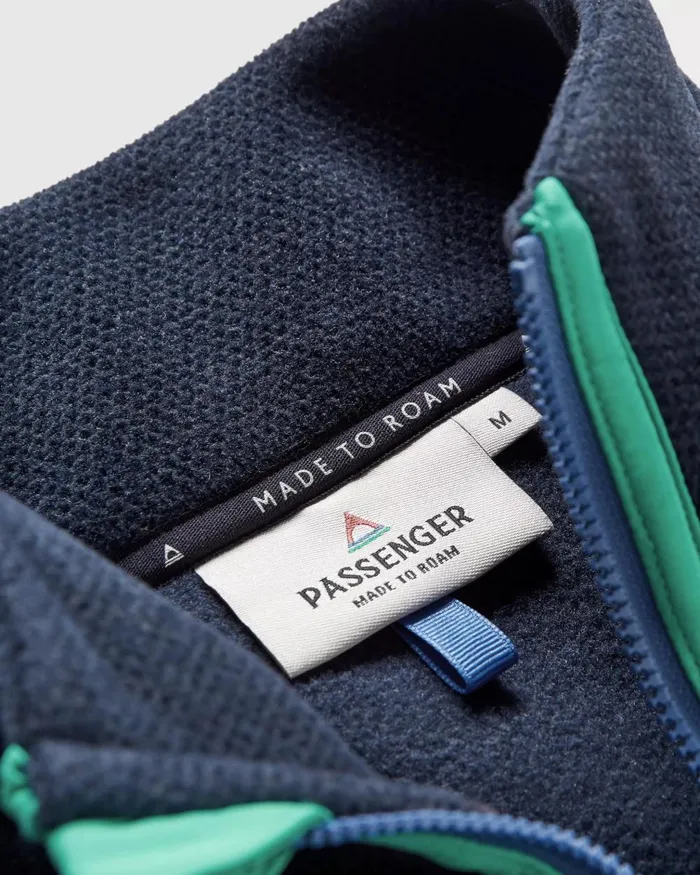 Passenger Tops Men Highland Recycled Polartec Fleece Lilac Deep Navy Lilac Deep Navy