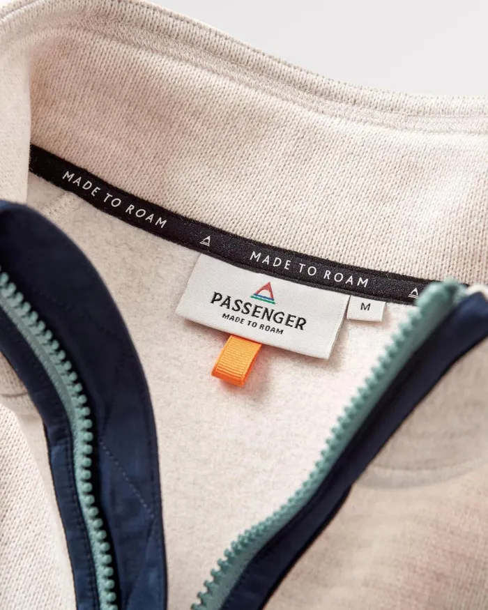 Passenger Tops Men Incline Recycled Polartec Fleece Vintage White Vintage White