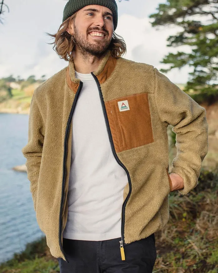 Passenger Tops Men Trekker Recycled DeepPile Sherpa Fleece Biscuit Biscuit