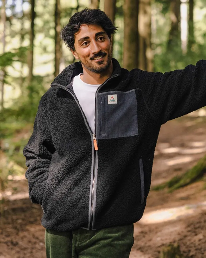 Passenger Tops Men Trekker Recycled DeepPile Sherpa Fleece Black Black