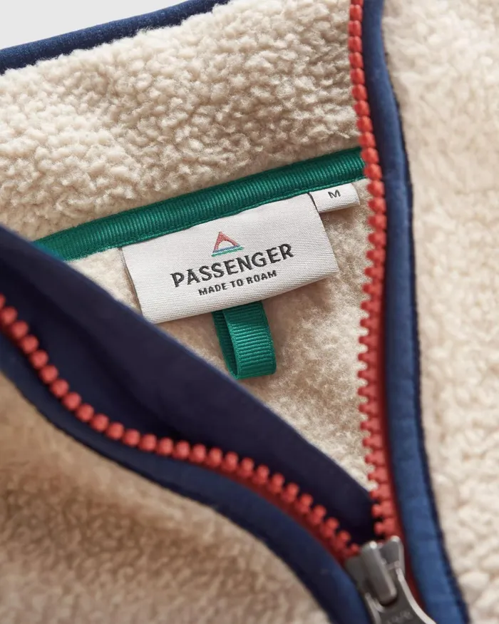Passenger Tops Men Tripper 20 Full Zip Recycled Sherpa Fleece Oatmeal Oatmeal