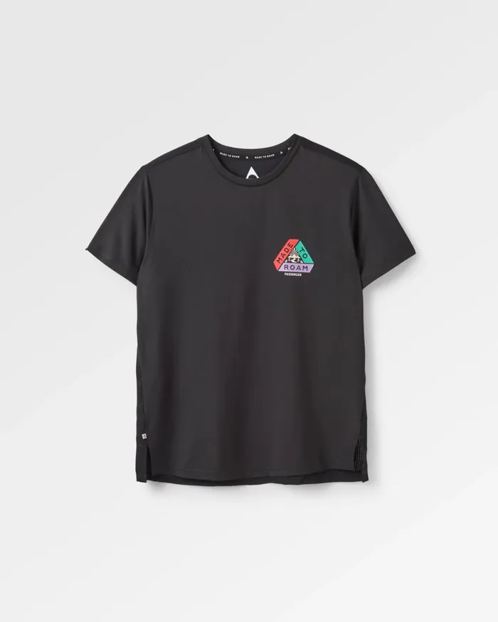 Passenger Tops Women Aurora Active TShirt Black Black
