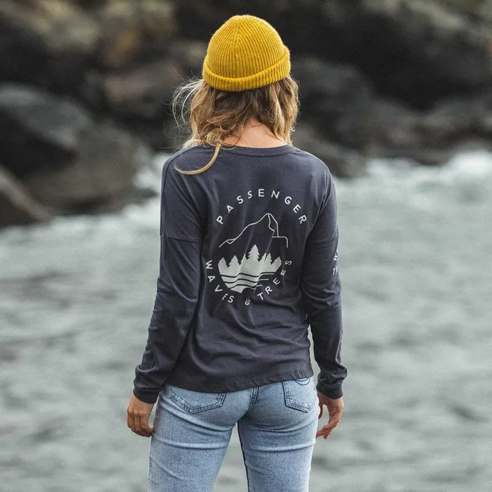 Passenger Tops Women Big Leaf Recycled LS TShirt Faded Black Faded Black