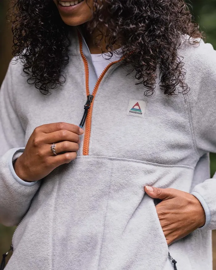 Passenger Tops Women Folksy Recycled Polar Fleece Grey Marl Grey Marl