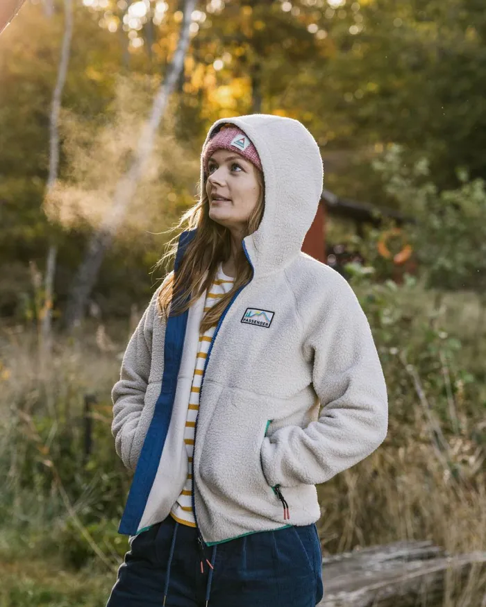 Passenger Tops Women North Coast 20 Full Zip Recycled Sherpa Fleece Oatmeal Oatmeal